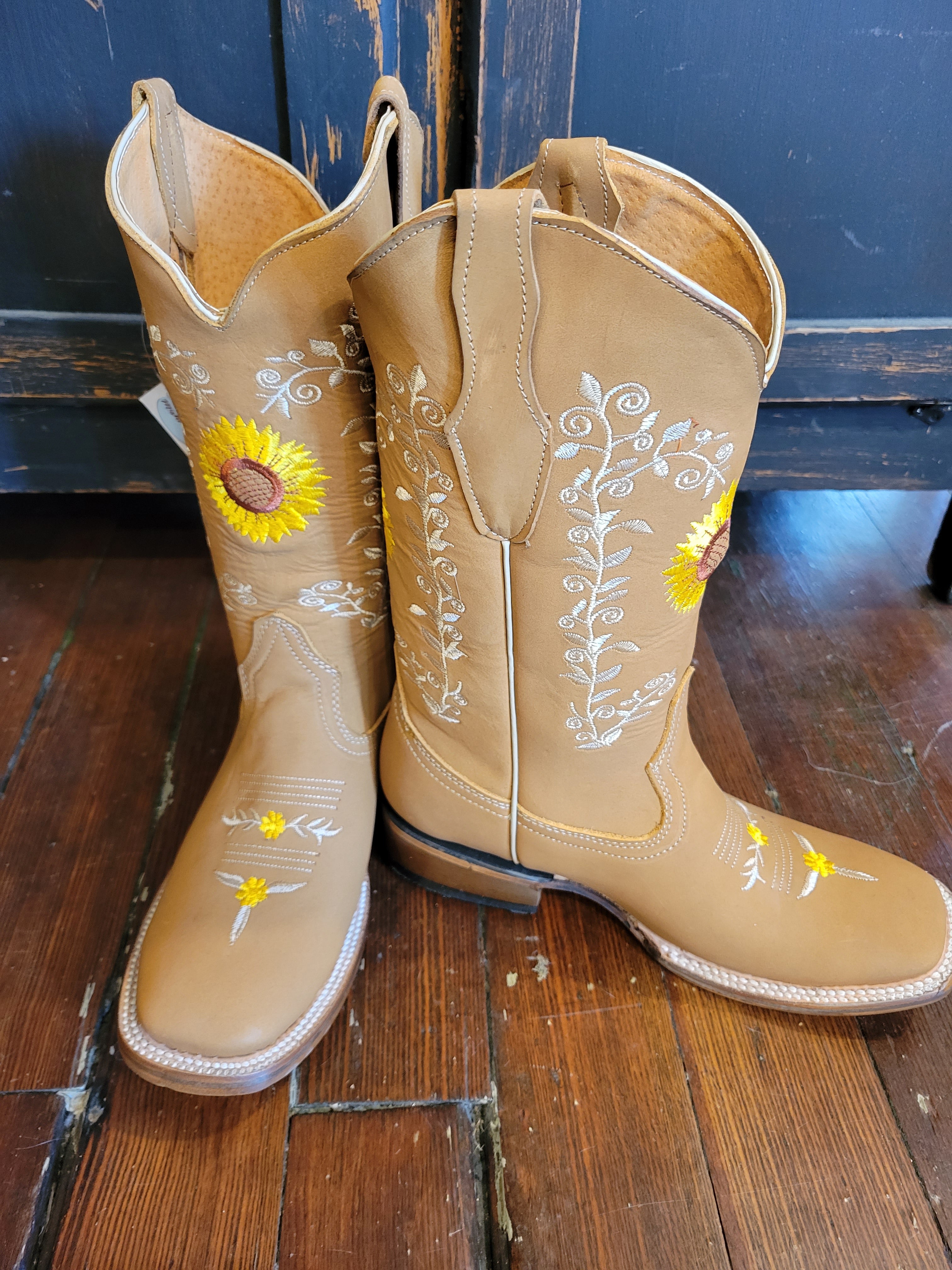 Ladies hotsell buckaroo boots